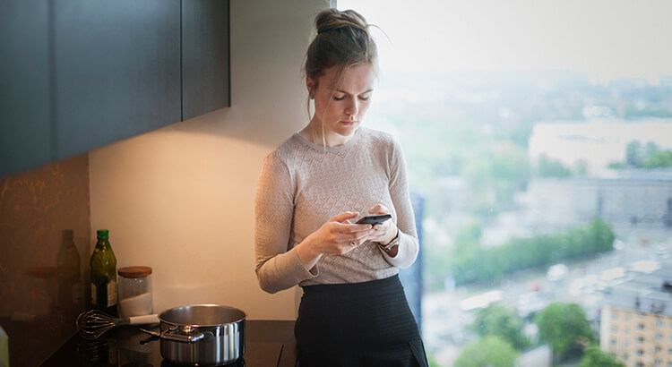 Lady with cell phone